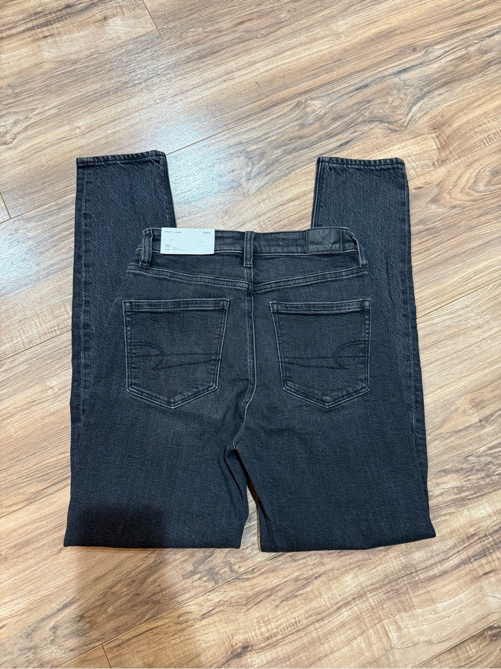 American Eagle Outfitters Black Mom Jeans
